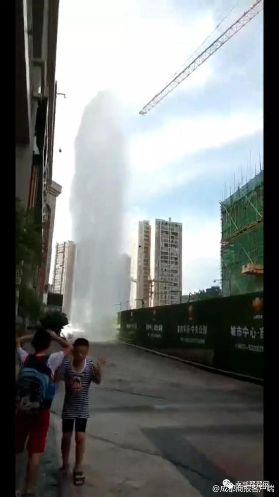 管道破裂爆料视频,独家视频揭露事故真相